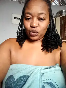 Snapshot of BigAssjuicy26 chatting on 10.15.25 BigAssjuicy26 online show from 10.15.25