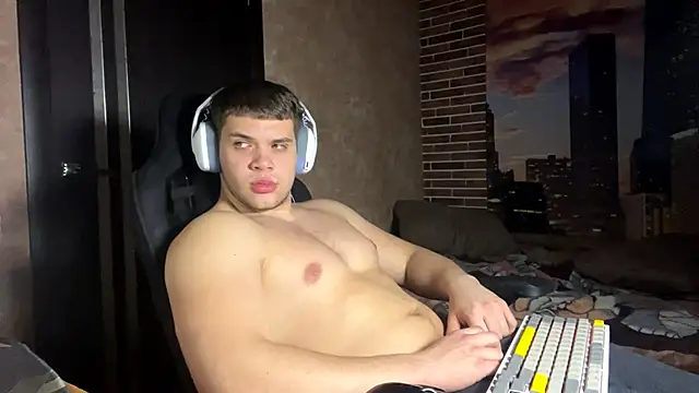 MusclePhantom online show from 04.11.26