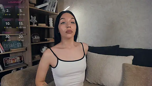 MarryWebbb online show from 09.24.25