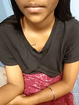 Snapshot of Ema-01 chatting on 09.12.25 Ema-01 online show from 09.12.25