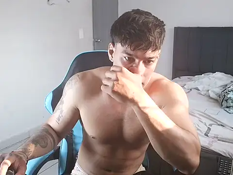 Snapshot of latin_party007 chatting on 03.31.26 latin party007 online show from 03.31.26