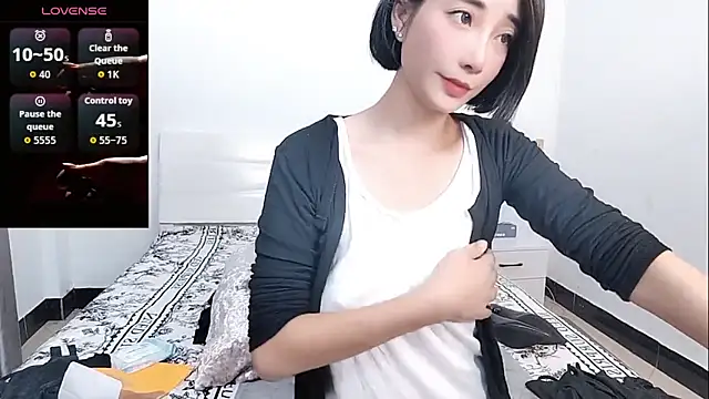 YIWA-2000 online show from 11.02.25