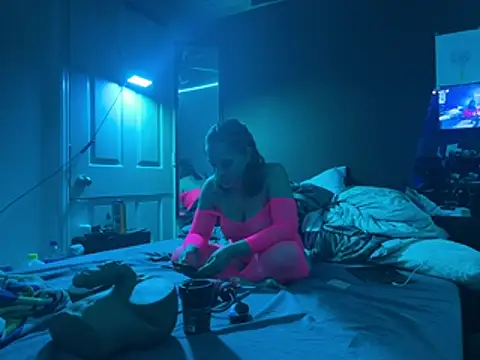 Snapshot of LuisBellaco chatting on 02.21.26 LuisBellaco online show from 02.21.26