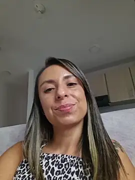 Snapshot of AprilStone1 chatting on 06.06.26 AprilStone1 online show from 06.06.26