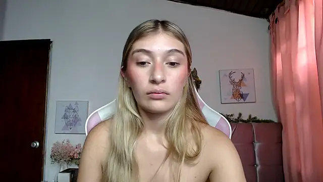 SophiaaLee online show from 03.07.26