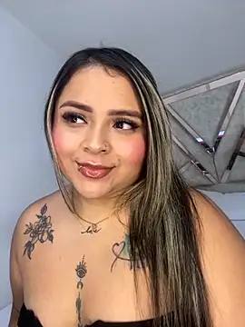 ashley-swift- online show from 11.17.25