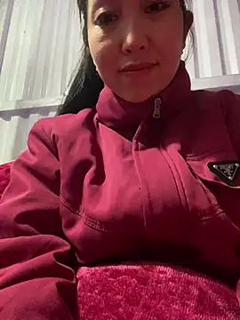 Huong-Ly online show from 02.10.26