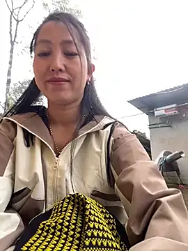 Huong-Ly online show from 02.25.26