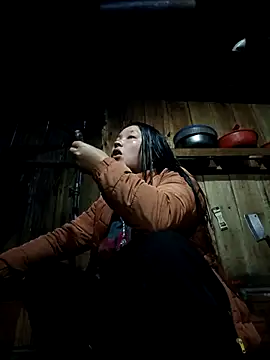 MuiNay online show from 02.25.26