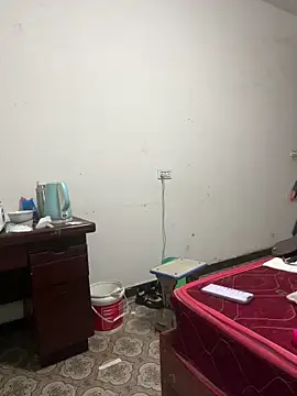 crhong666 online show from 11.09.25