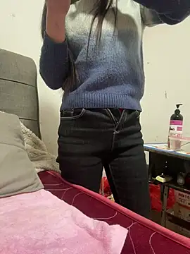 crhong666 online show from 02.04.26