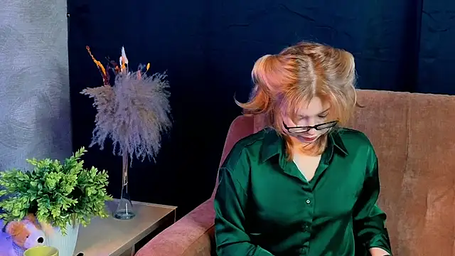 Stella Vanila online show from 02.09.26