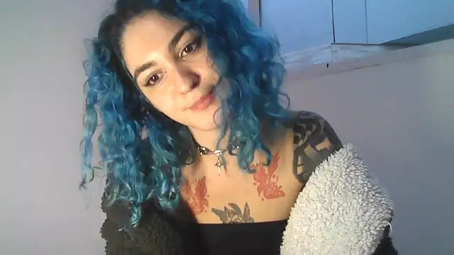 Snapshot of peetitefairy chatting on 05.16.26 peetitefairy online show from 05.16.26