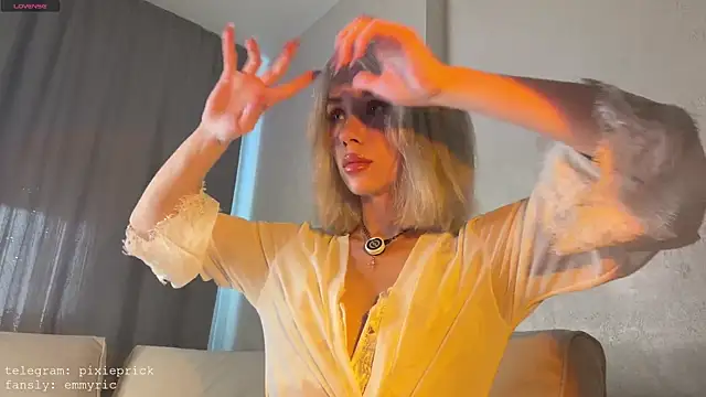 KittenFang online show from 07.24.26