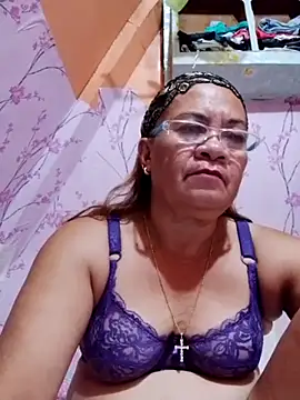 vickyhot1966 online show from 12.21.25