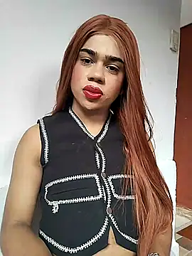 Snapshot of milabiggcoock chatting on 11.15.25 milabiggcoock online show from 11.15.25