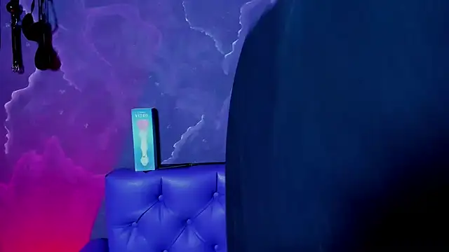 Lili milk20 online show from 11.04.25