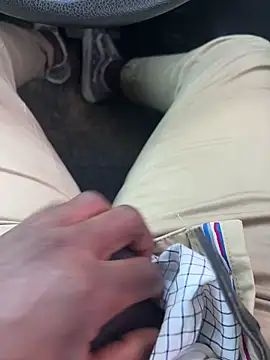 Snapshot of Dynamite_cums_in_size_2 chatting on 02.04.26 Dynamite cums in size 2 online show from 02.04.26