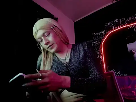 Snapshot of Megam_ chatting on 09.15.25 Megam  online show from 09.15.25