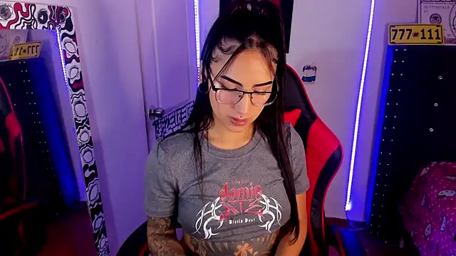 Samanthademonx20  online show from 03.15.26