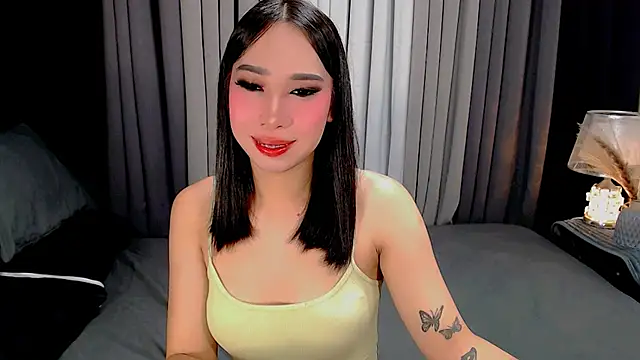 Snapshot of kisha_greyson chatting on 10.19.25 kisha greyson online show from 10.19.25