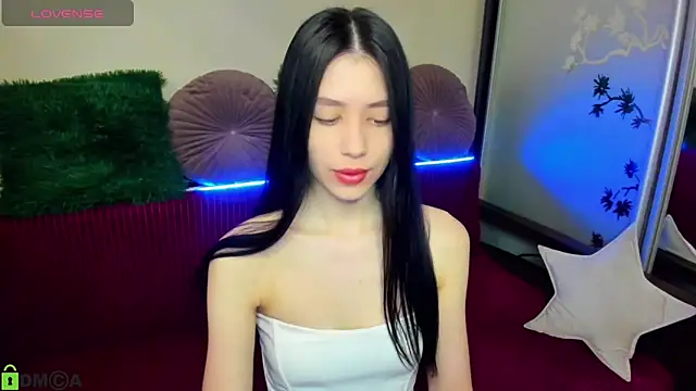 SelinLi online show from 03.19.26