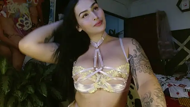 Snapshot of SarithaBunny chatting on 02.08.25 SarithaBunny online show from 02.08.25