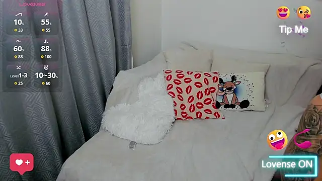 MiaKiittyy online show from 02.11.26