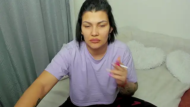 MiaKiittyy online show from 02.12.26