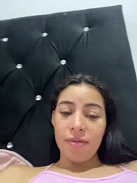 Snapshot of clhoe_s69 chatting on 09.22.25 clhoe s69 online show from 09.22.25