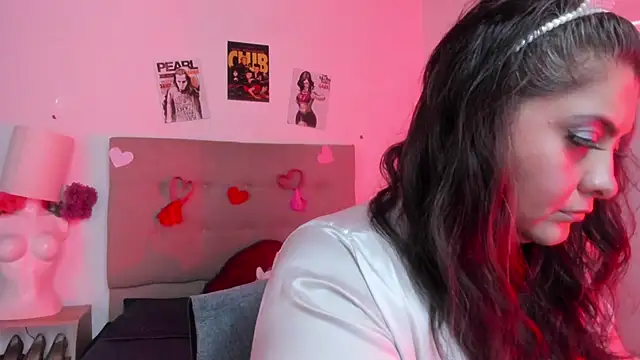 TifanyAmazinng online show from 03.06.26