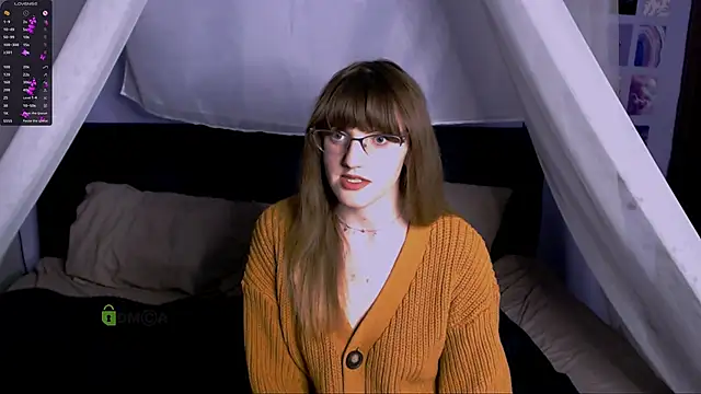 Snapshot of ava_mystic_ chatting on 09.11.25 ava mystic online show from 09.11.25