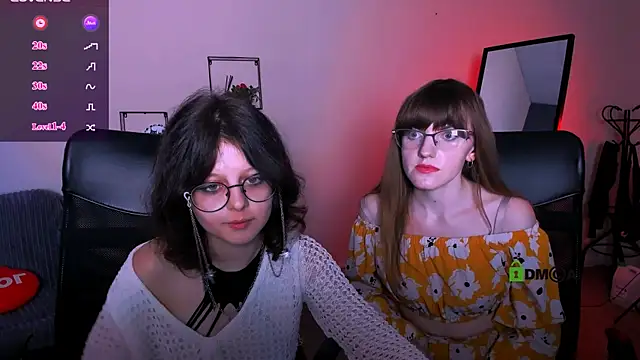 Snapshot of ava_mystic_ chatting on 09.25.25 ava mystic online show from 09.25.25