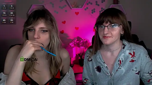 Snapshot of ava_mystic_ chatting on 10.19.25 ava mystic online show from 10.19.25