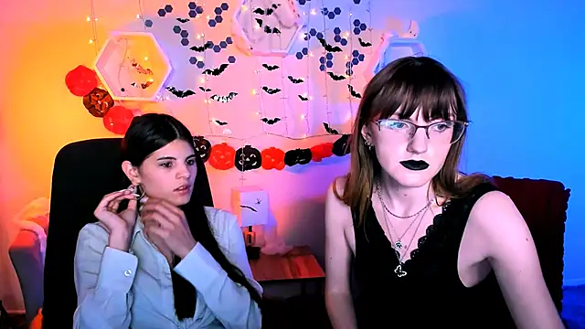 Snapshot of ava_mystic_ chatting on 10.26.25 ava mystic online show from 10.26.25