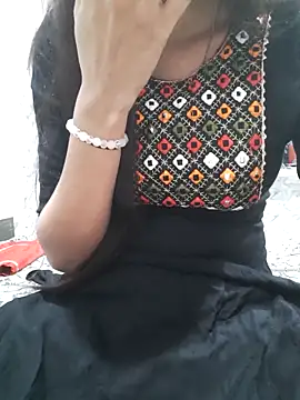 Aarti-kumri online show from 04.21.26