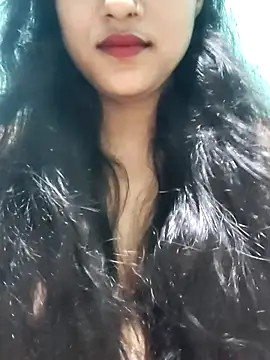 Snapshot of SugarWithSpice chatting on 10.23.25 SugarWithSpice online show from 10.23.25