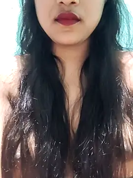 Snapshot of SugarWithSpice chatting on 11.24.25 SugarWithSpice online show from 11.24.25