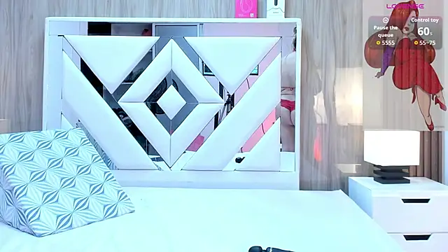 VanessaHard as online show from 07.16.26