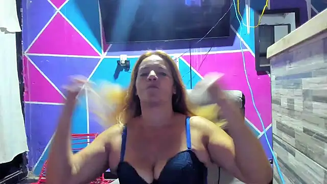 Snapshot of rubi_49 chatting on 09.10.25 rubi 49 online show from 09.10.25