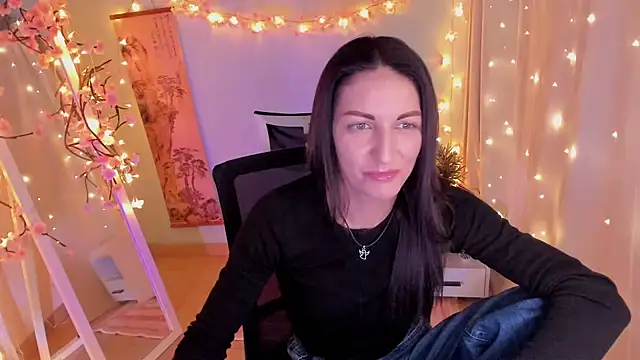 Aurora Loveu online show from 03.09.26