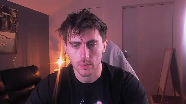 Snapshot of Oscar_Miller_ chatting on 09.19.25 Oscar Miller online show from 09.19.25