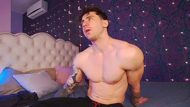 Snapshot of Oscar_Miller_ chatting on 11.29.25 Oscar Miller online show from 11.29.25