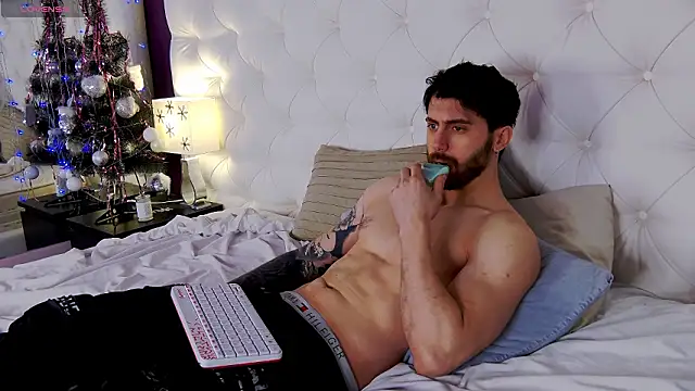 Snapshot of Oscar_Miller_ chatting on 01.17.26 Oscar Miller online show from 01.17.26