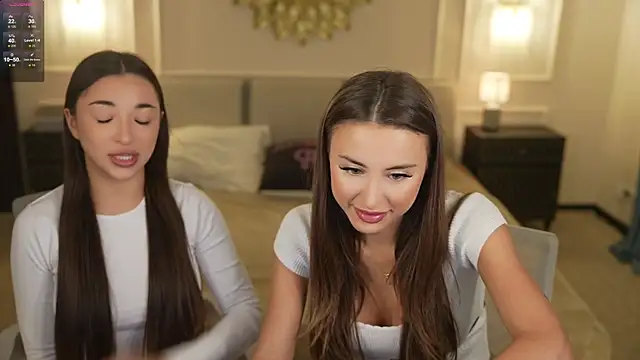 Snapshot of Luna_secretgirl chatting on 11.11.25 Luna secretgirl online show from 11.11.25