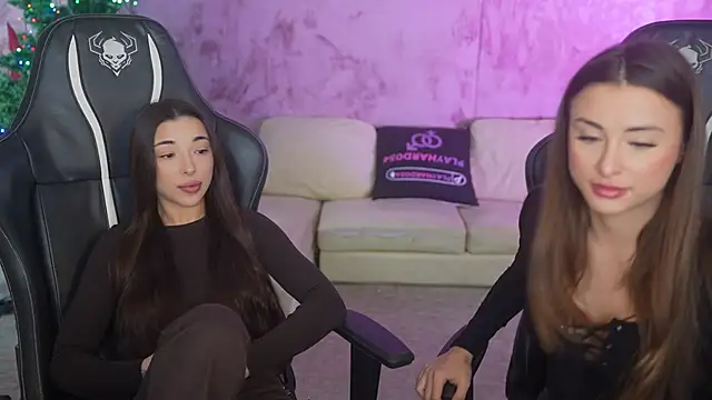 Snapshot of Luna_secretgirl chatting on 01.07.26 Luna secretgirl online show from 01.07.26