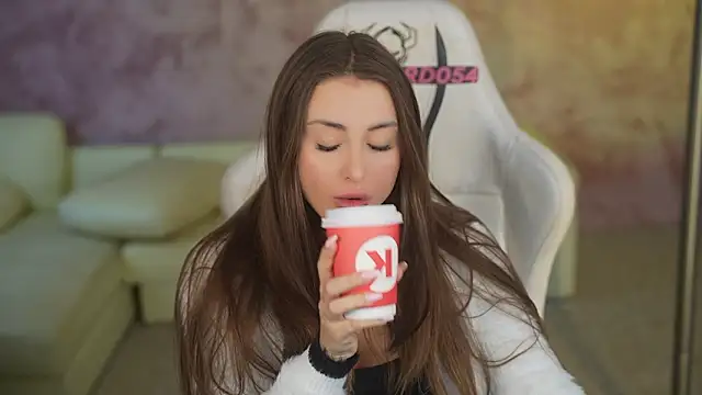 Snapshot of Luna_secretgirl chatting on 02.22.26 Luna secretgirl online show from 02.22.26