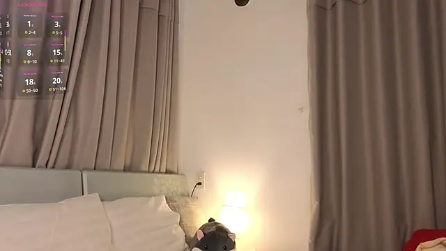 Snapshot of Alice_1n_Wonderland_ chatting on 11.27.25 Alice 1n Wonderland online show from 11.27.25