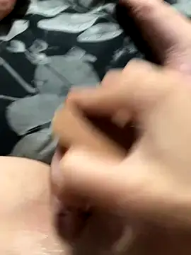 SomeWhatFoxyX online show from 10.25.25