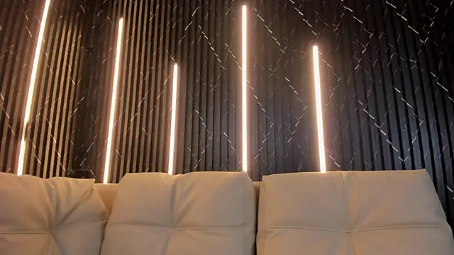 VioletRose as online show from 04.13.26